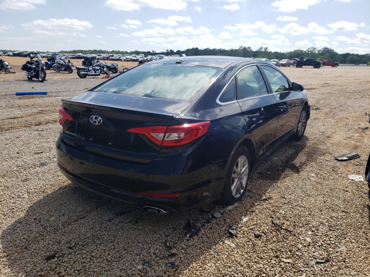 Photo 4 from auction – 2015 HYUNDAI SONATA SE with VIN 5NPE24AF8FH002388