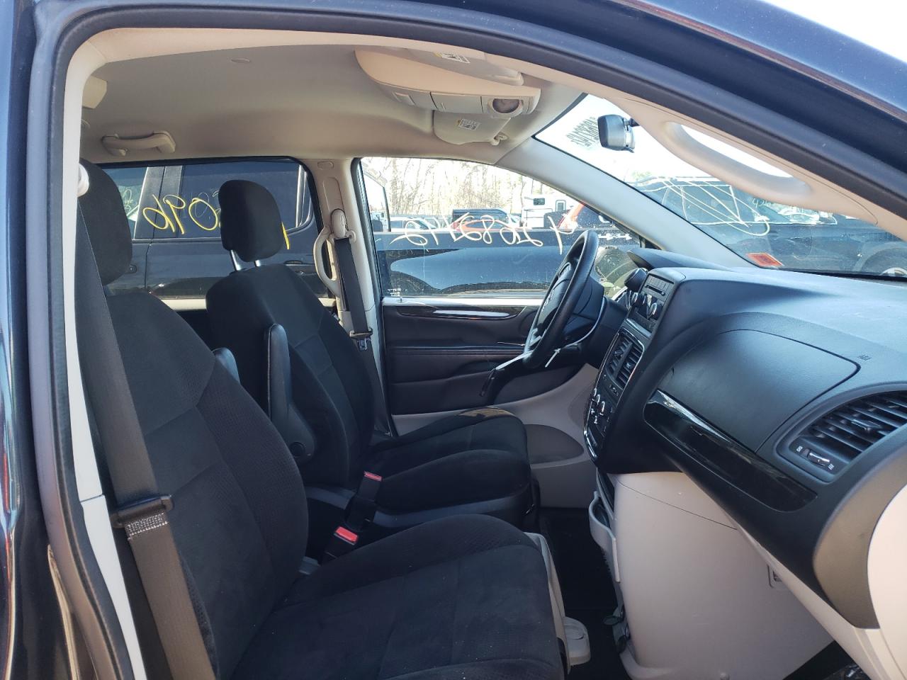 Photo 5 from auction – 2013 DODGE GRAND CARA with VIN 2C4RDGBG3DR628967