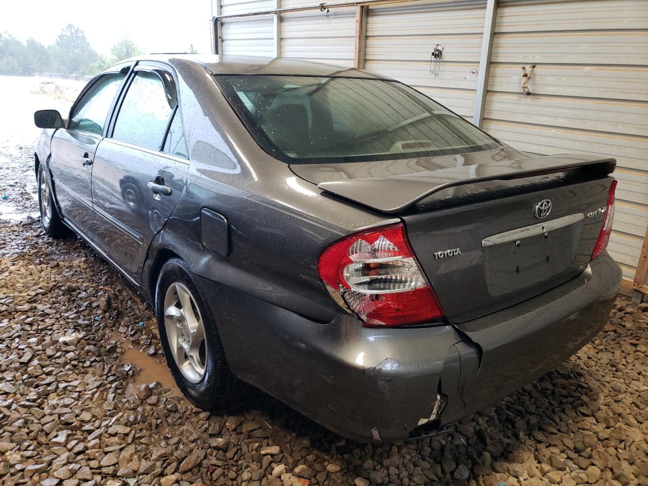 Photo 3 from auction – 2002 TOYOTA CAMRY LE with VIN 4T1BE30K12U637516