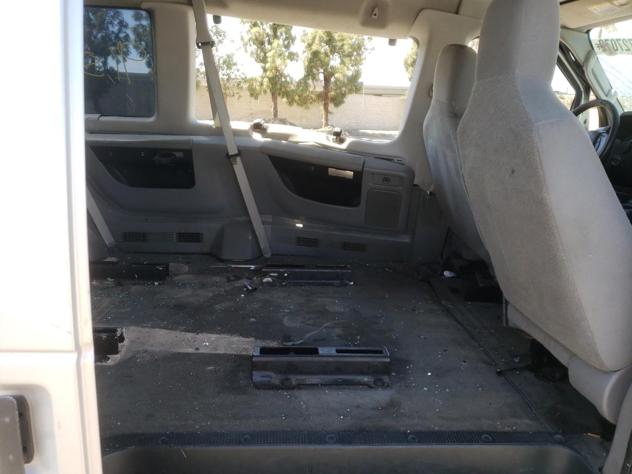 Photo 6 from auction – 2011 FORD ECONOLINE with VIN 1FMNE1BW5BDB20141