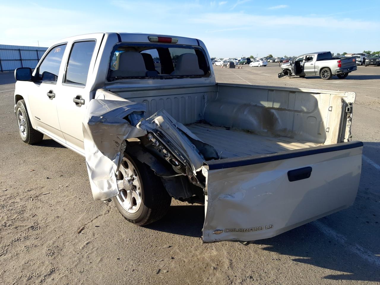 Photo 3 from auction – 2005 CHEVROLET COLORADO with VIN 1GCCS136658112646