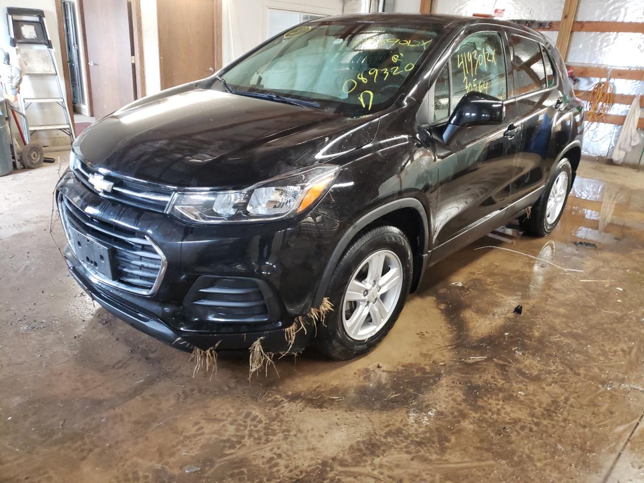 Photo 2 from auction – 2020 CHEVROLET TRAX LS with VIN KL7CJKSB7LB089320