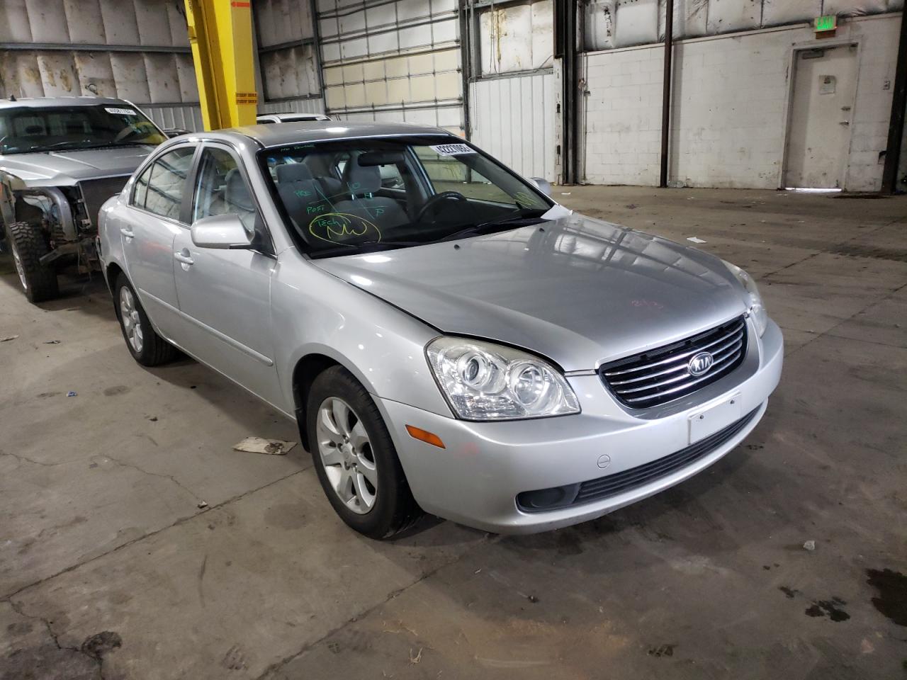 Фото 1 с аукциона – 2008 KIA OPTIMA LX с VIN KNAGE124985170407