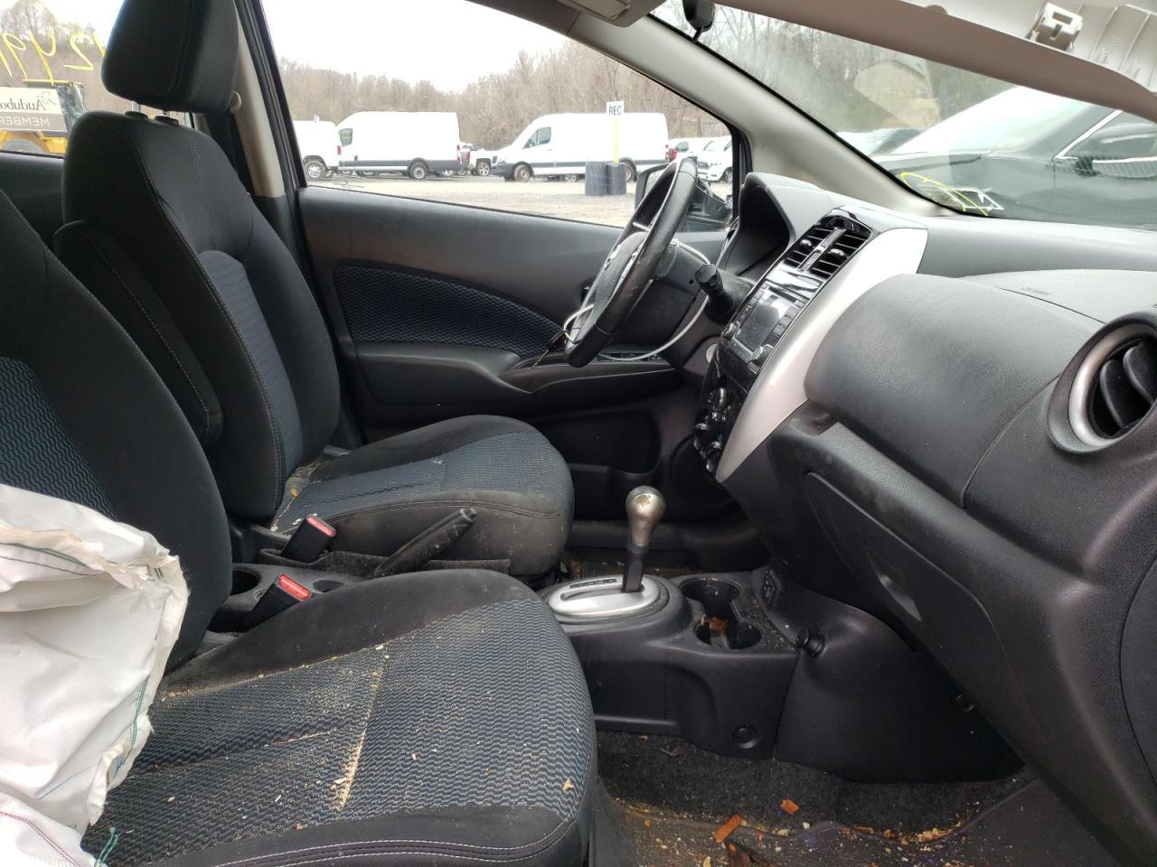 Photo 5 from auction – 2018 NISSAN VERSA NOTE with VIN 3N1CE2CP4JL353996