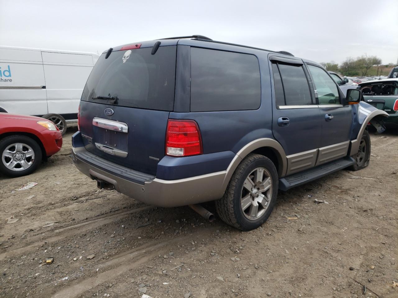 Zdjęcie 4 z aukcji – 2003 FORD EXPEDITION z VIN 1FMFU18L83LA02306