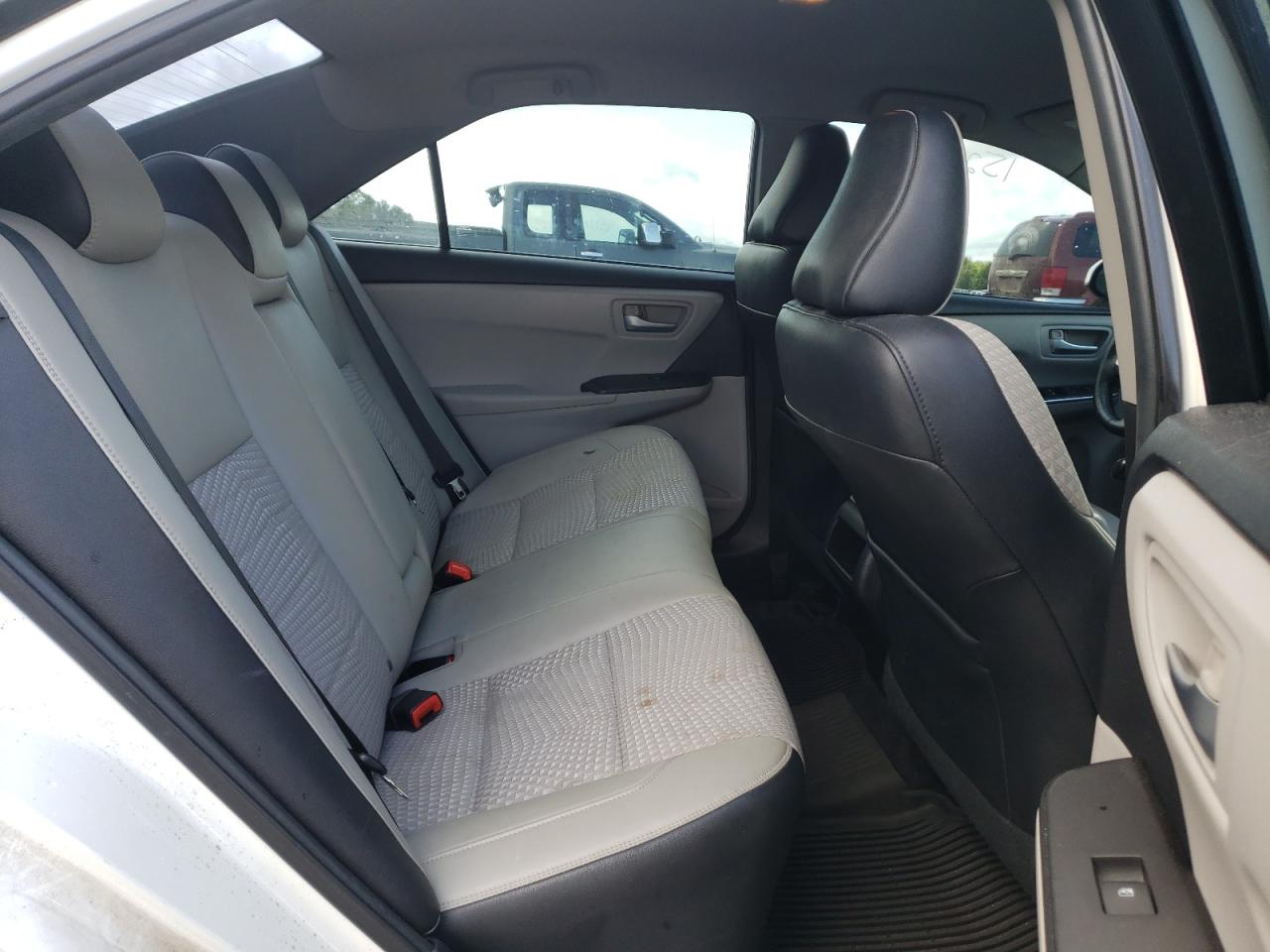 Photo 6 from auction – 2015 TOYOTA CAMRY LE with VIN 4T1BF1FK8FU895224