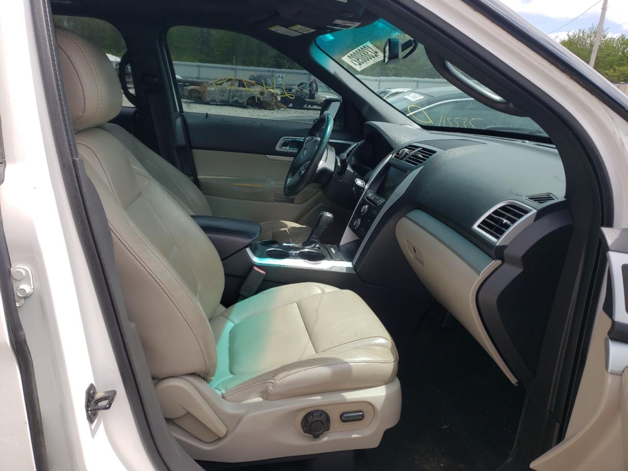 Photo 5 from auction – 2015 FORD EXPLORER X with VIN 1FM5K7D89FGC02307
