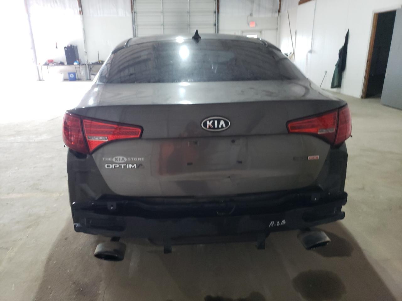 Photo 9 from auction – 2011 KIA OPTIMA EX with VIN KNAGN4A75B5075461