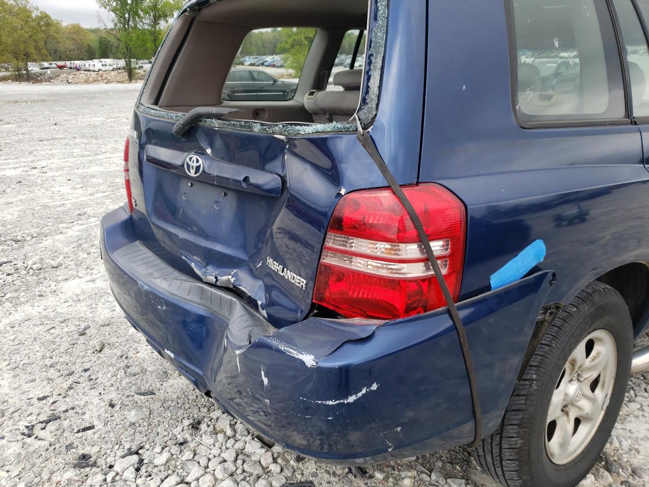 Photo 9 from auction – 2002 TOYOTA HIGHLANDER with VIN JTEGF21A420029483