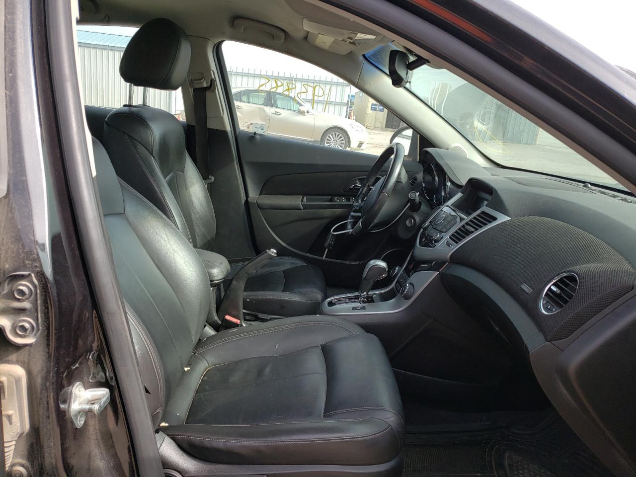 Photo 5 from auction – 2011 CHEVROLET CRUZE LT with VIN 1G1PG5S99B7223708
