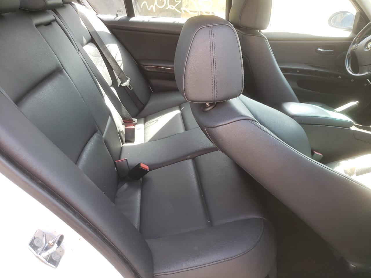 Photo 6 from auction – 2007 BMW 335 XI with VIN WBAVD53577A007642