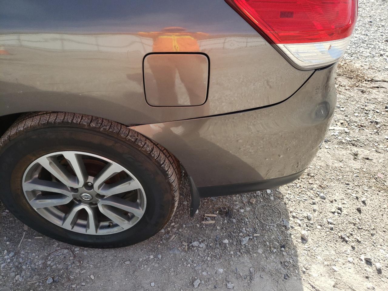 Photo 9 from auction – 2013 NISSAN PATHFINDER with VIN 5N1AR2MM0DC656752
