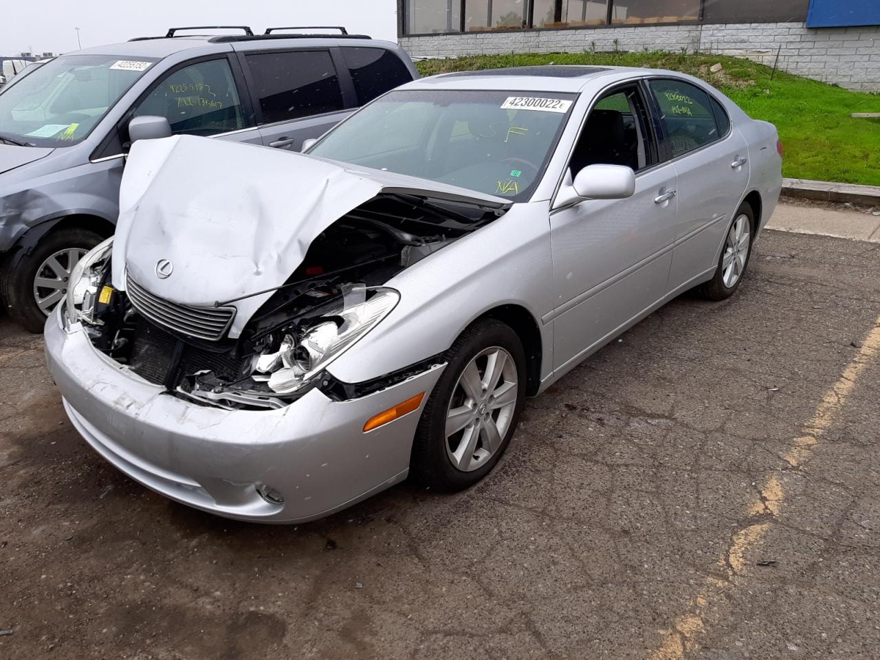 Photo 2 from auction – 2005 LEXUS ES 330 with VIN JTHBA30G055127439