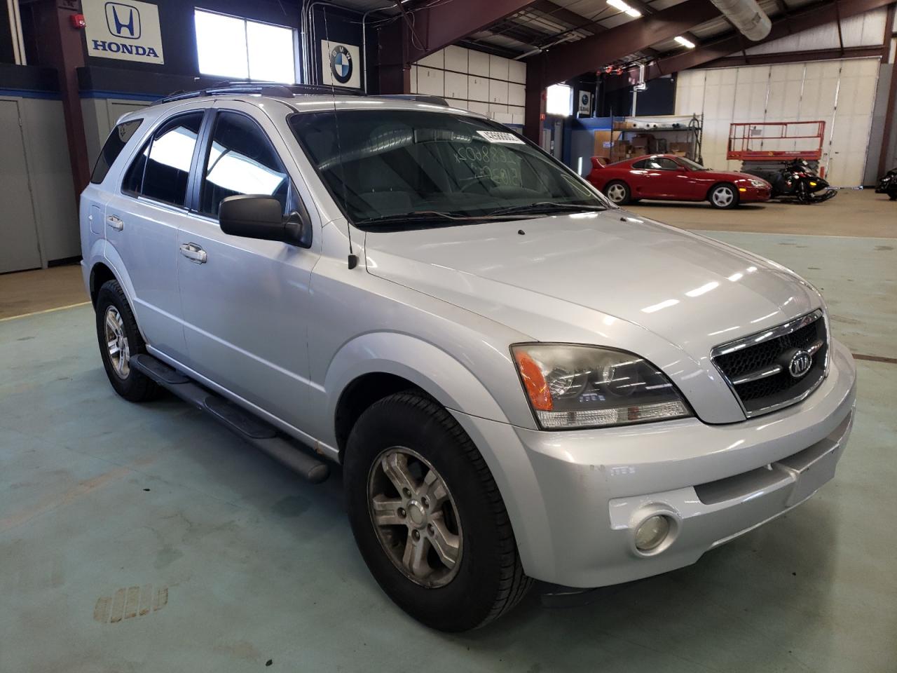 KIA SORENTO EX 2006 with VIN KNDJC733665645323 - Photo from auction