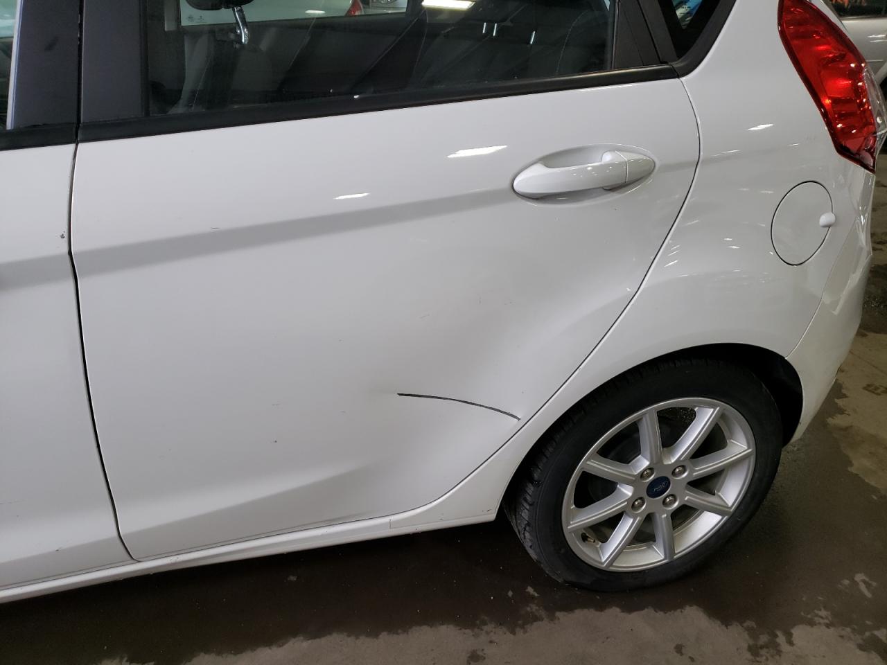 Photo 9 from auction – 2019 FORD FIESTA SE with VIN 3FADP4EJ7KM133480