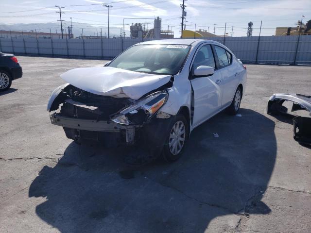 صورة رقم 2 من المزاد - 2015 NISSAN VERSA S مع VIN 3N1CN7AP2FL936767