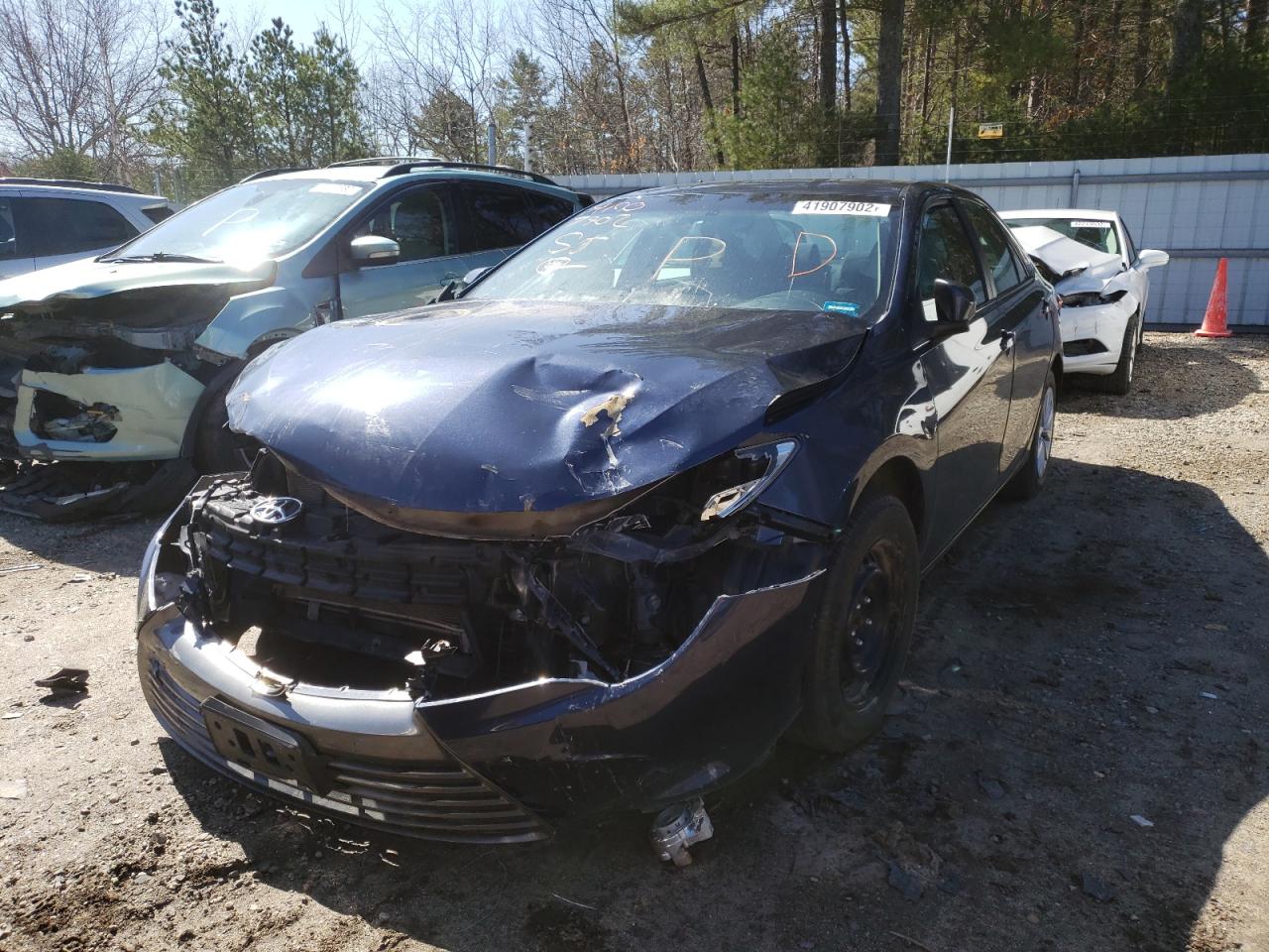 Photo 2 from auction – 2017 TOYOTA CAMRY LE with VIN 4T1BF1FKXHU713025