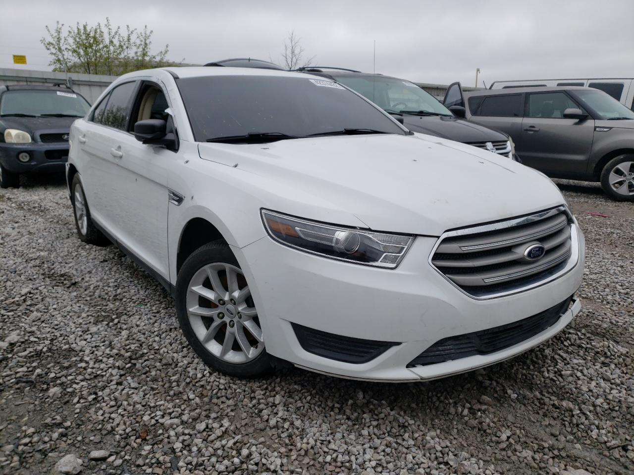 FORD TAURUS SE 2015 con VIN 1FAHP2D81FG121314 - Foto de la subasta