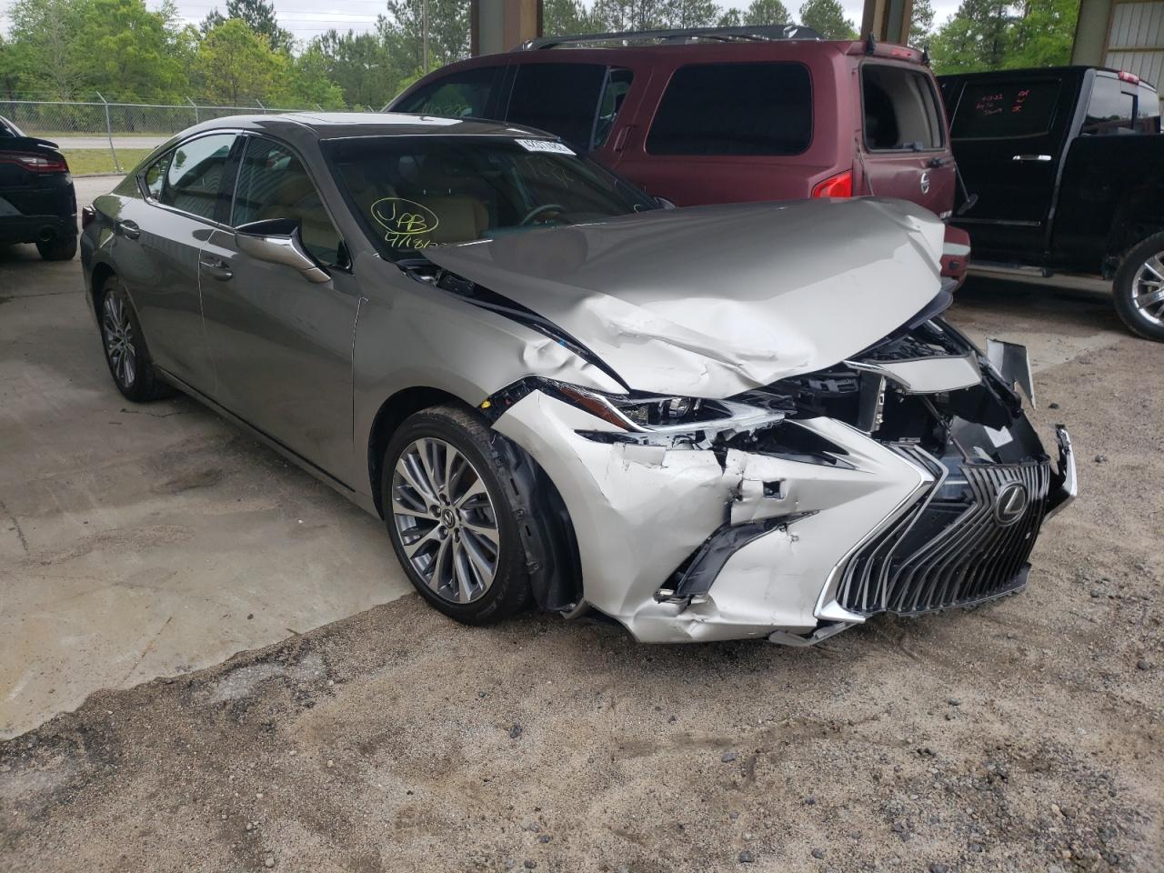 LEXUS ES 350 2020 with VIN 58ADZ1B12LU067476 - Photo from auction