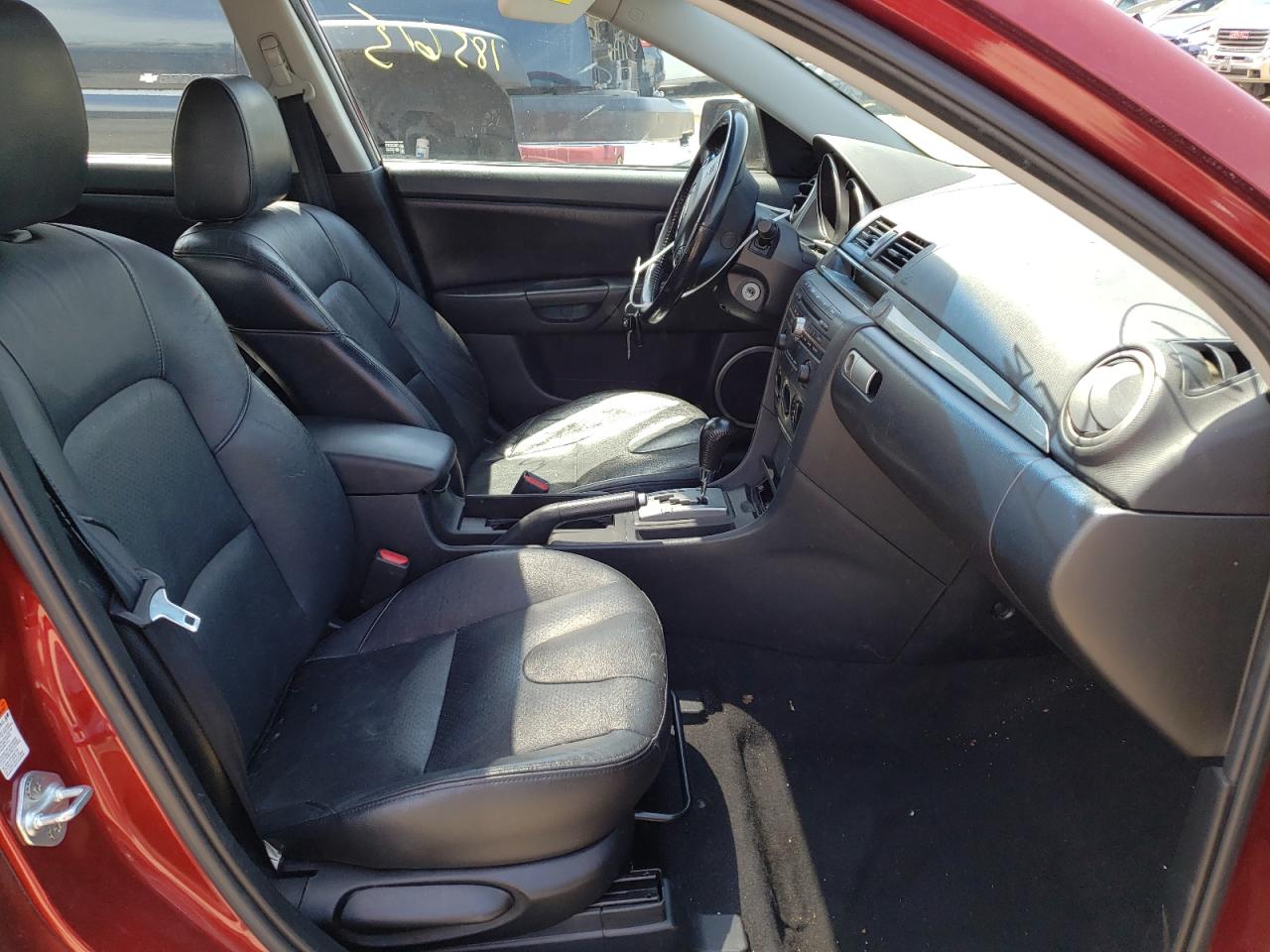 Photo 5 from auction – 2006 MAZDA 3 HATCHBAC with VIN JM1BK344861439967