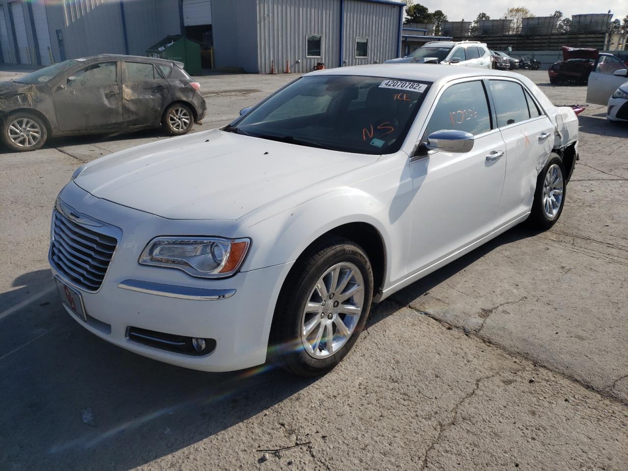 Photo 2 from auction – 2011 CHRYSLER 300C with VIN 2C3CA6CT6BH583082