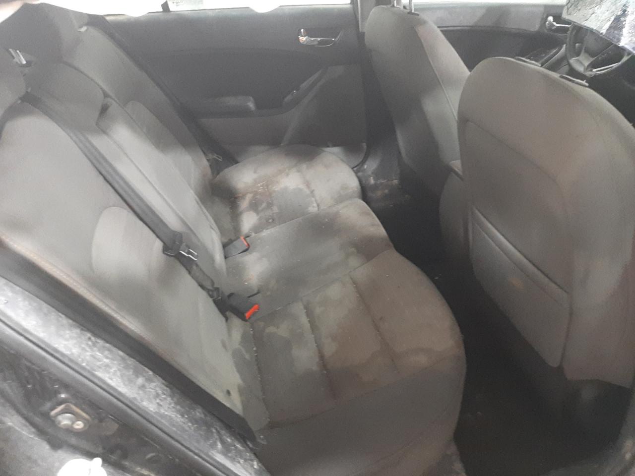 Photo 6 from auction – 2014 KIA FORTE EX with VIN KNAFX5A82E5156152