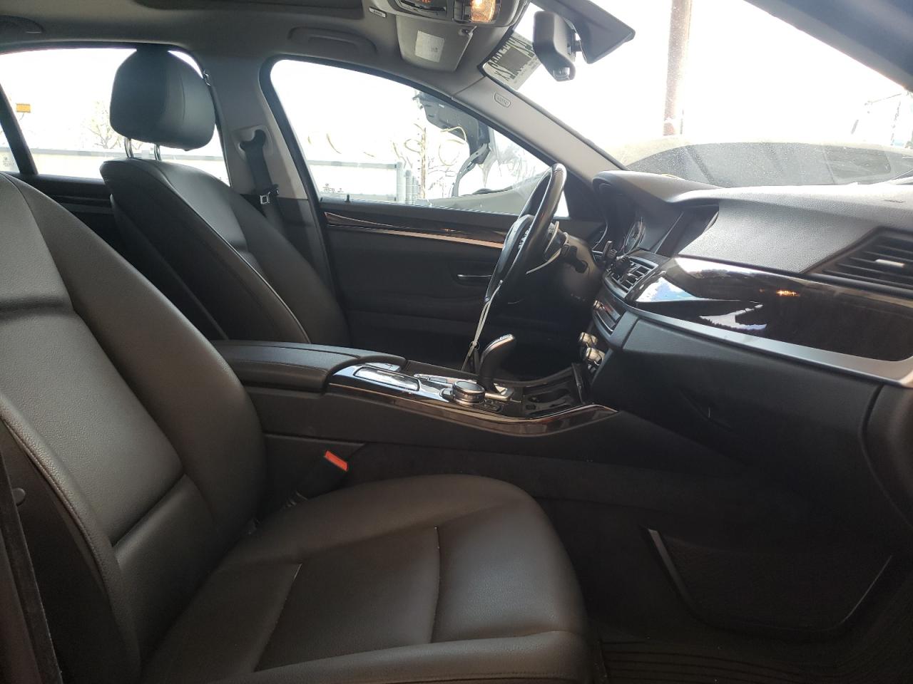 Photo 5 from auction – 2016 BMW 528 I with VIN WBA5A5C54GG349779