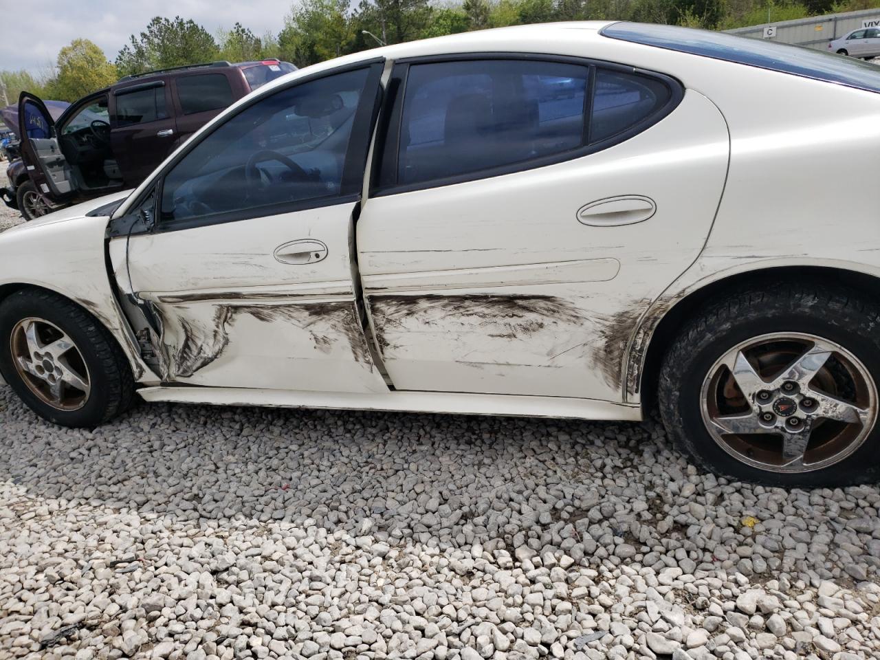 Photo 9 from auction – 2004 PONTIAC GRAND PRIX with VIN 2G2WS522141143232