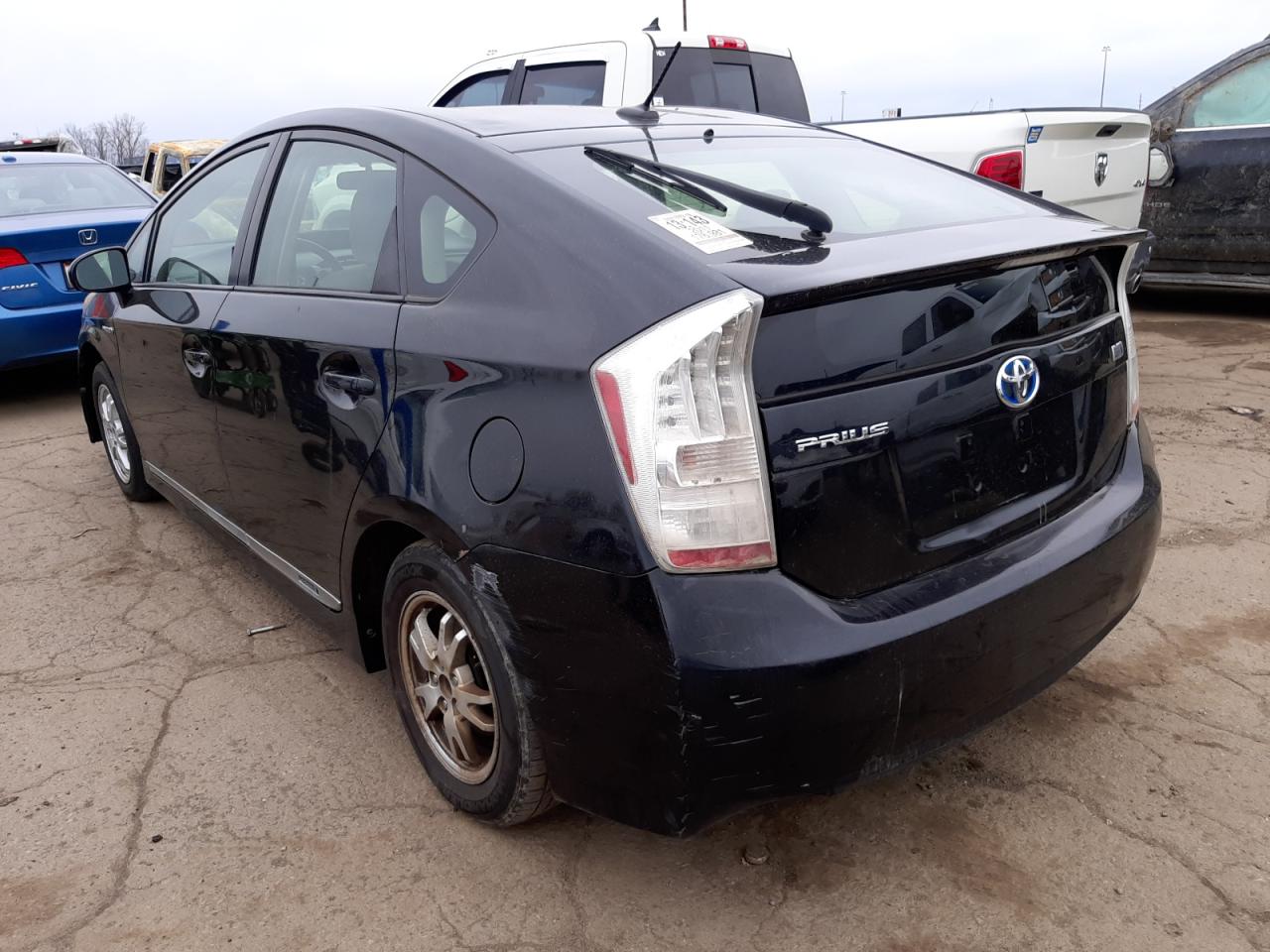 Photo 3 from auction – 2011 TOYOTA PRIUS with VIN JTDKN3DU8B0317827
