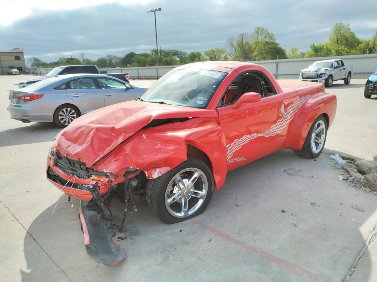 Photo 2 from auction – 2004 CHEVROLET SSR with VIN 1GCES14P44B113943