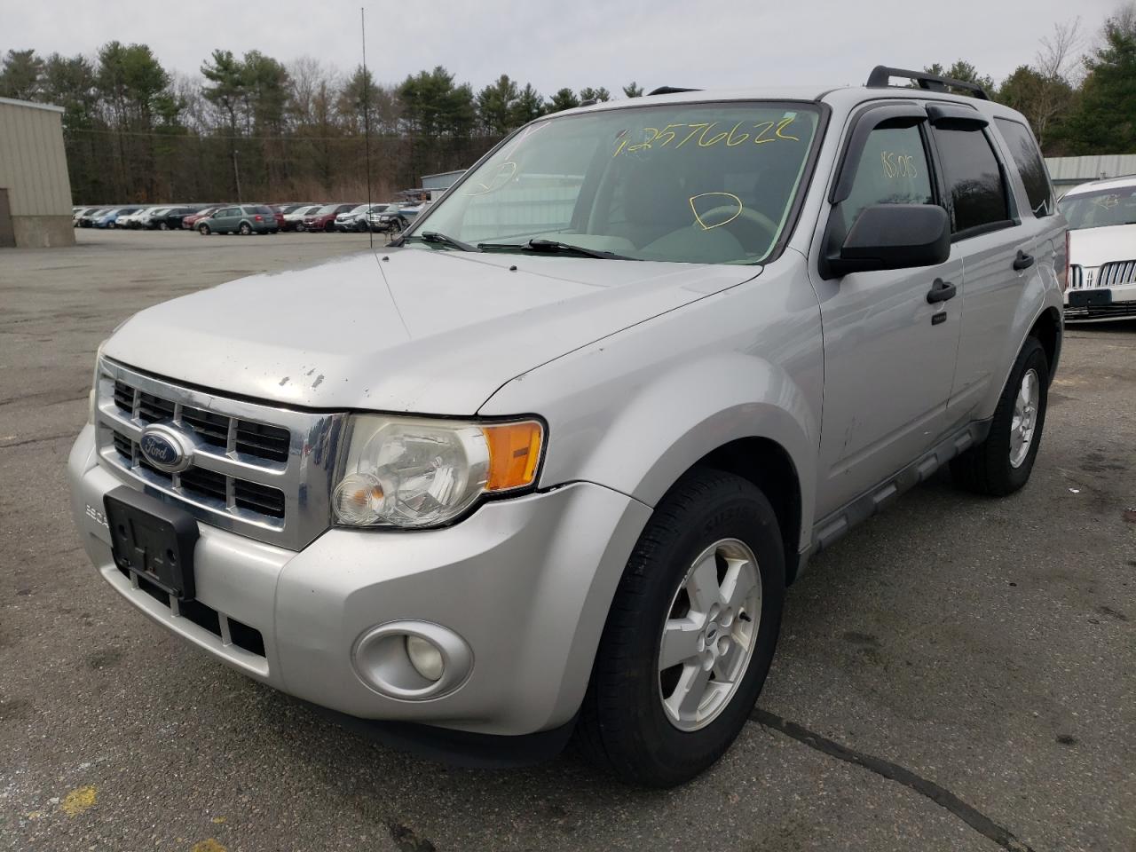 Photo 2 from auction – 2009 FORD ESCAPE XLT with VIN 1FMCU93G39KC56743