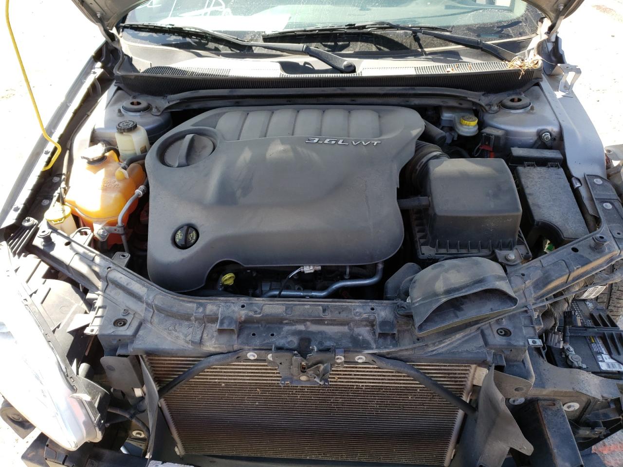 Photo 7 from auction – 2014 CHRYSLER 200 LX with VIN 1C3CCBAG7EN137155