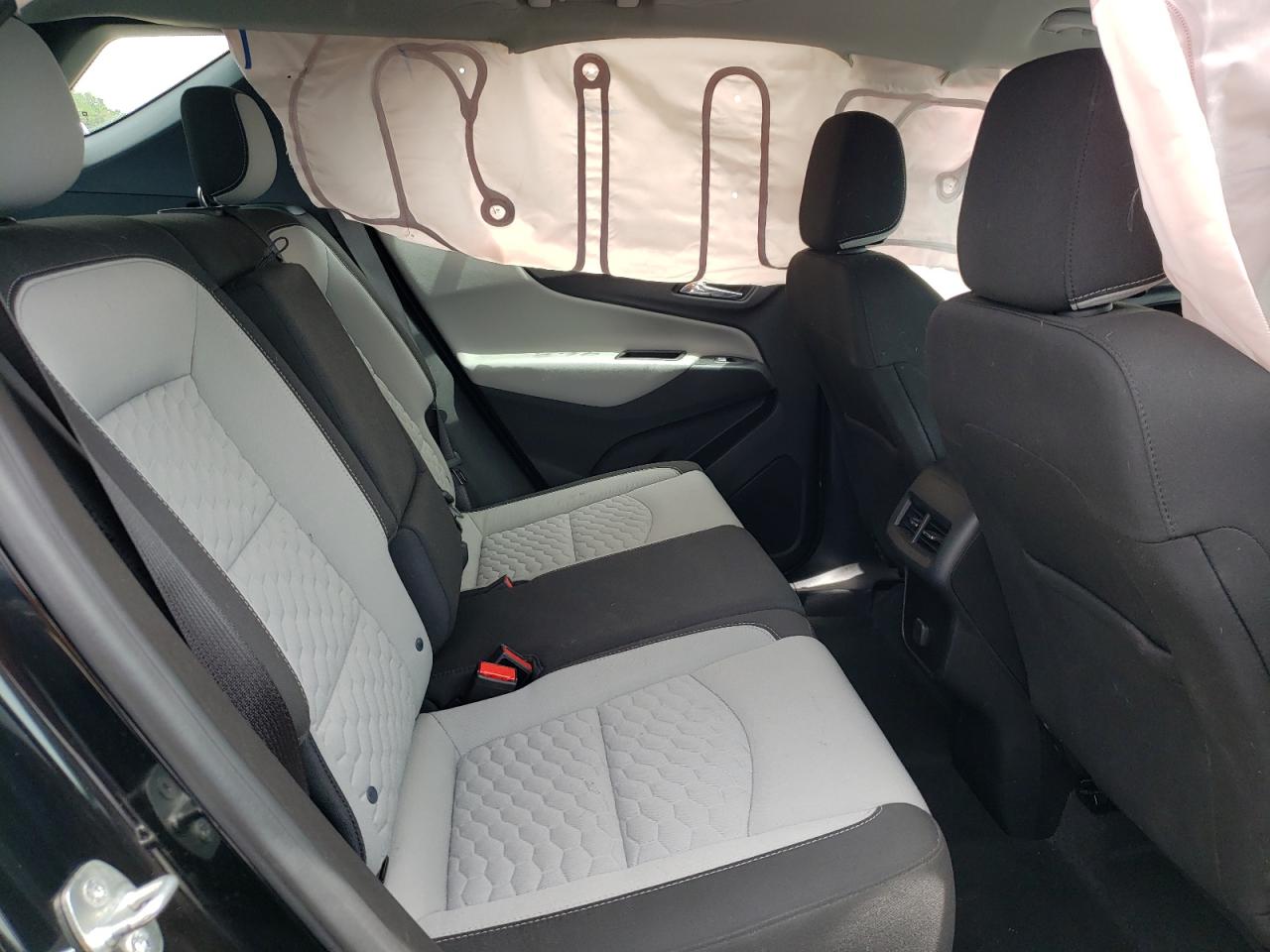 Photo 6 from auction – 2018 CHEVROLET EQUINOX LS with VIN 2GNAXREV2J6280187