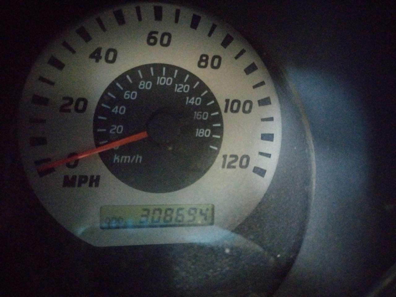 Photo 8 from auction – 2004 NISSAN FRONTIER K with VIN 1N6ED26T54C457136