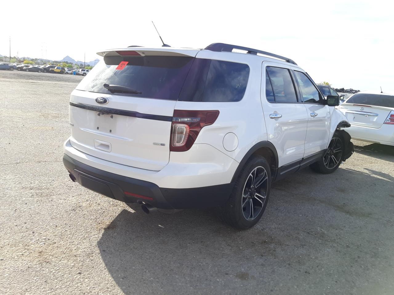 Photo 4 from auction – 2014 FORD EXPLORER S with VIN 1FM5K8GT1EGB90299