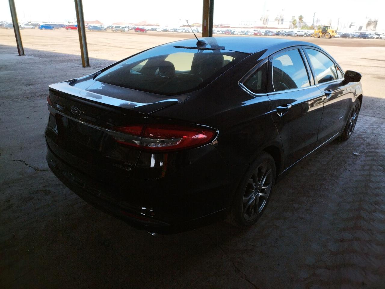 Photo 4 from auction – 2017 FORD FUSION SE with VIN 3FA6P0LU0HR324703
