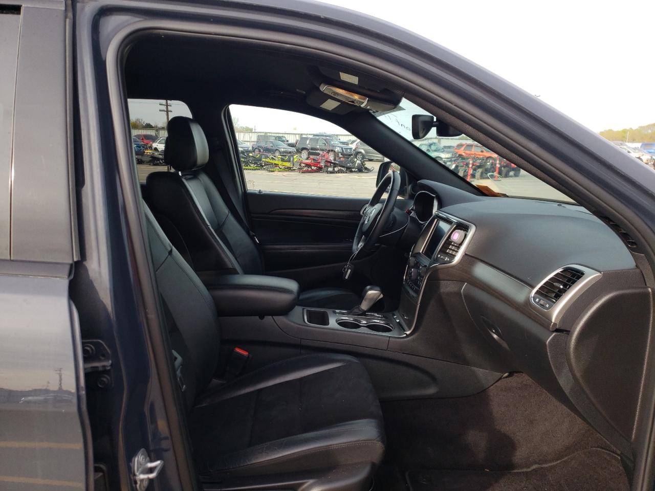 Photo 5 from auction – 2018 JEEP GRAND CHER with VIN 1C4RJFAG4JC147392