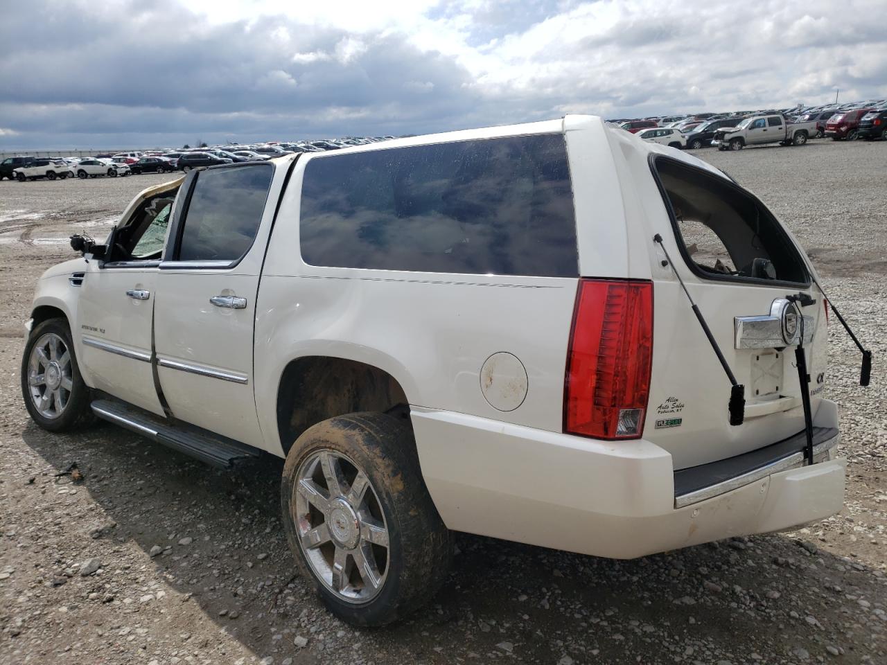 Photo 3 from auction – 2010 CADILLAC ESCALADE E with VIN 1GYUKHEF9AR267202