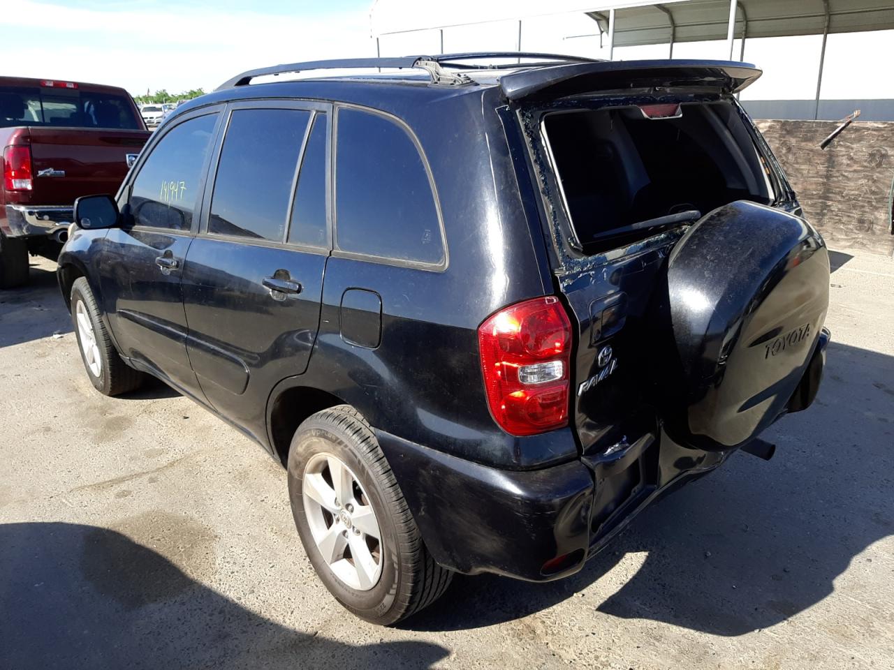 Photo 3 from auction – 2004 TOYOTA RAV4 with VIN JTEGD20VX40029128