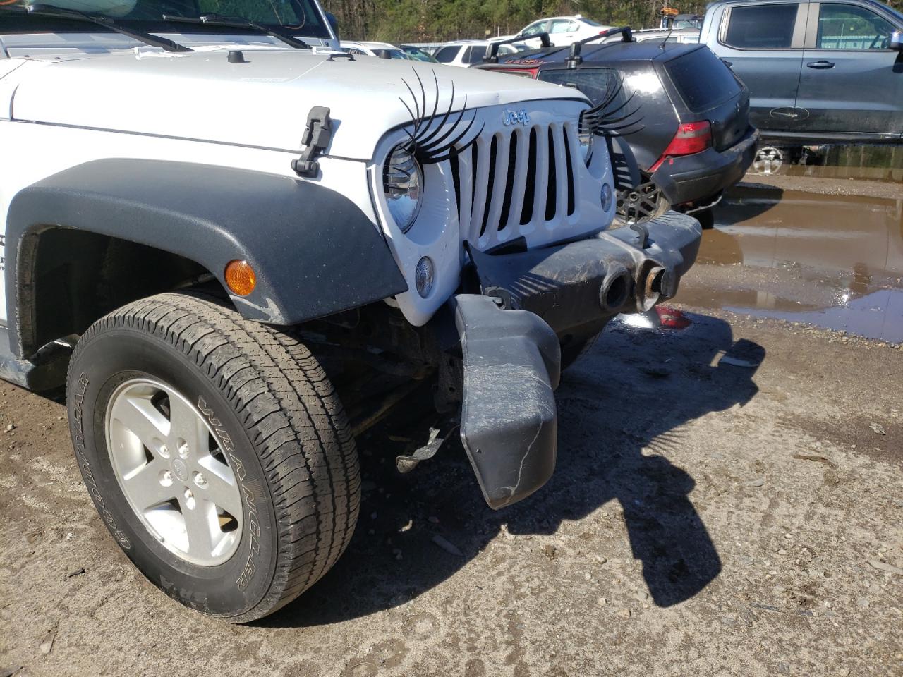 Photo 9 from auction – 2016 JEEP WRANGLER U with VIN 1C4BJWDG8GL324824