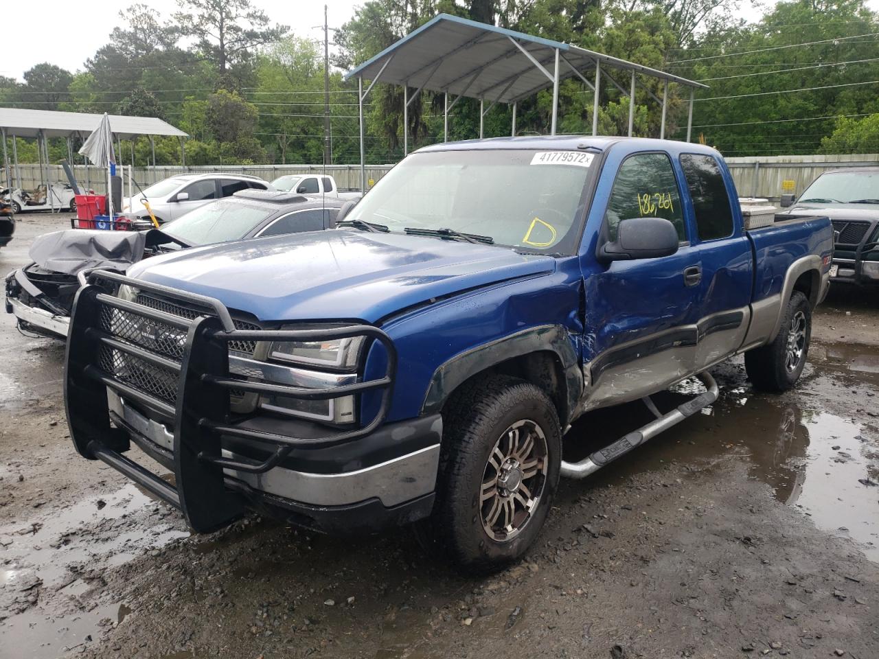 Photo 2 from auction – 2003 CHEVROLET SILVERADO with VIN 2GCEK19T831355719