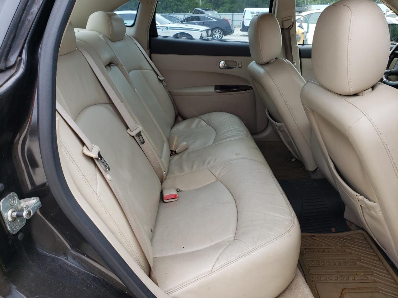 Photo 6 from auction – 2008 BUICK LACROSSE C with VIN 2G4WD582X81195442