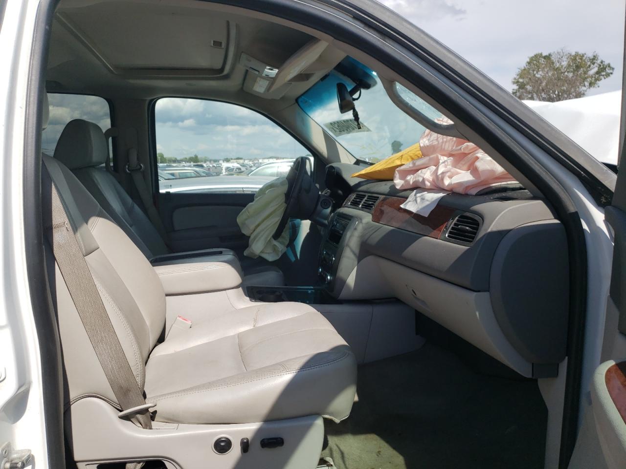 Photo 5 from auction – 2007 GMC SIERRA K25 with VIN 1GTHK23637F521827