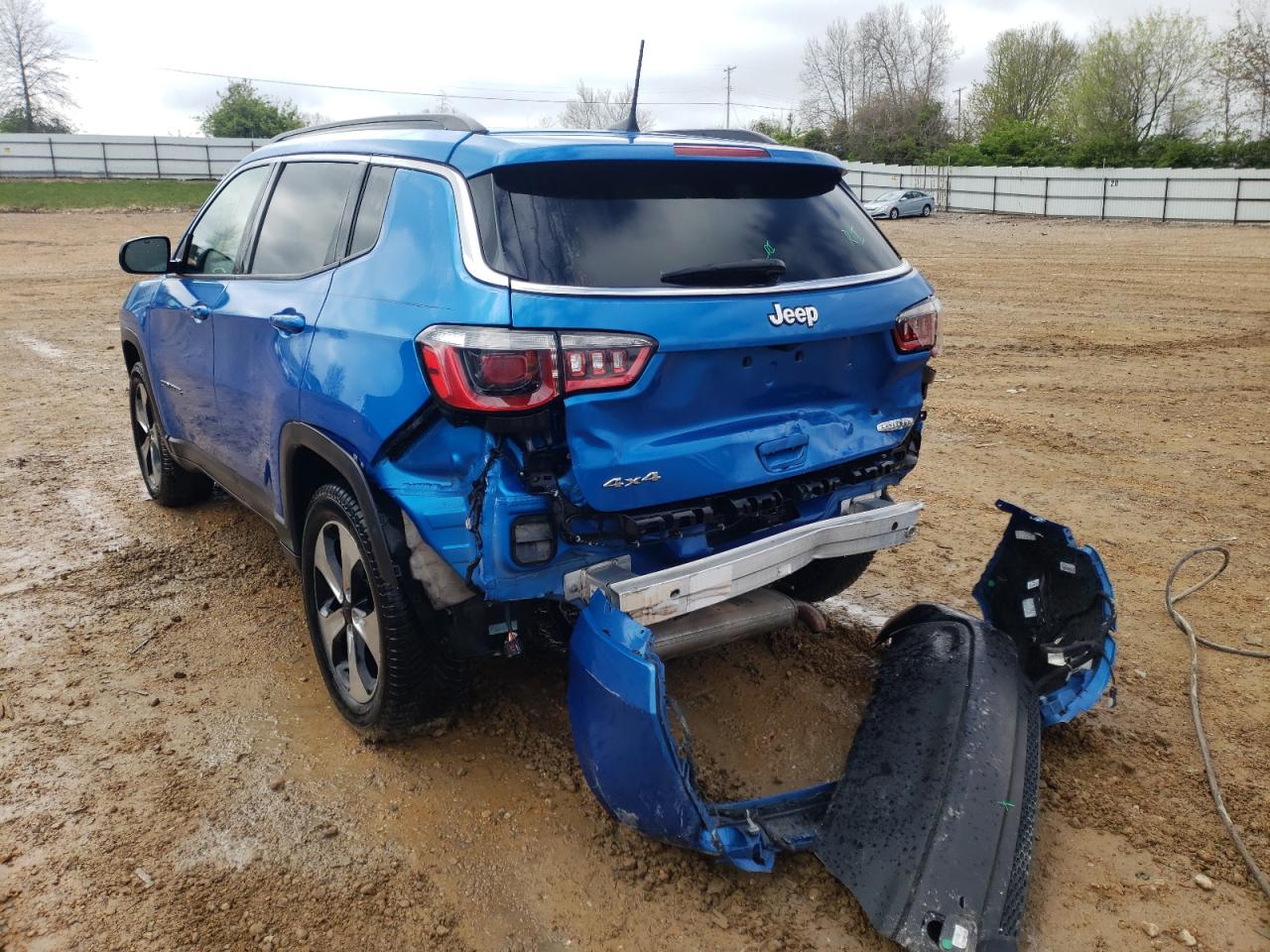 Photo 3 from auction – 2017 JEEP COMPASS LA with VIN 3C4NJDBB1HT656506