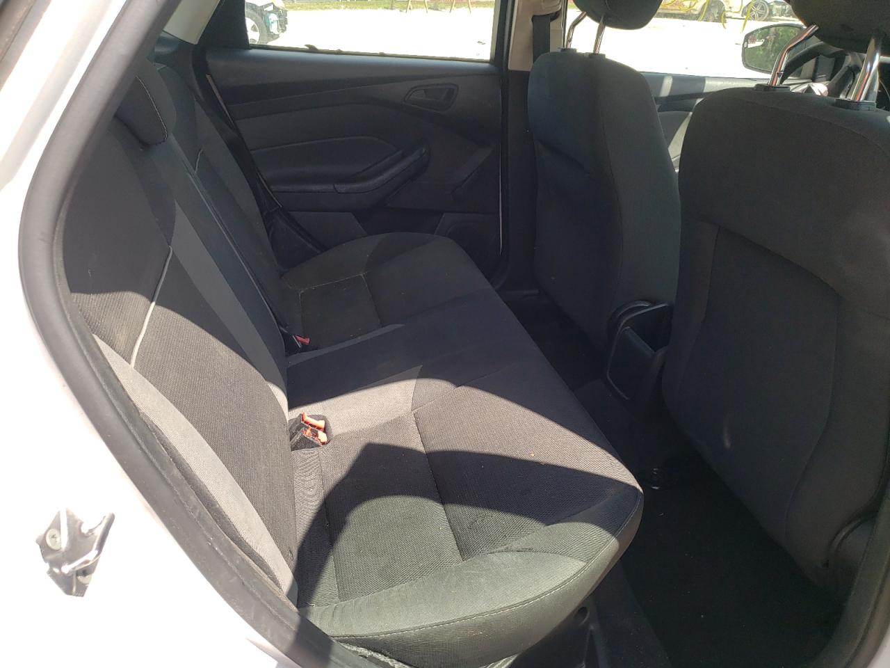Photo 6 from auction – 2013 FORD FOCUS S with VIN 1FADP3E22DL237270