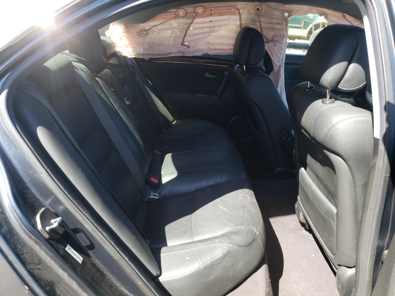 Photo 6 from auction – 2006 ACURA RL with VIN JH4KB16596C001701
