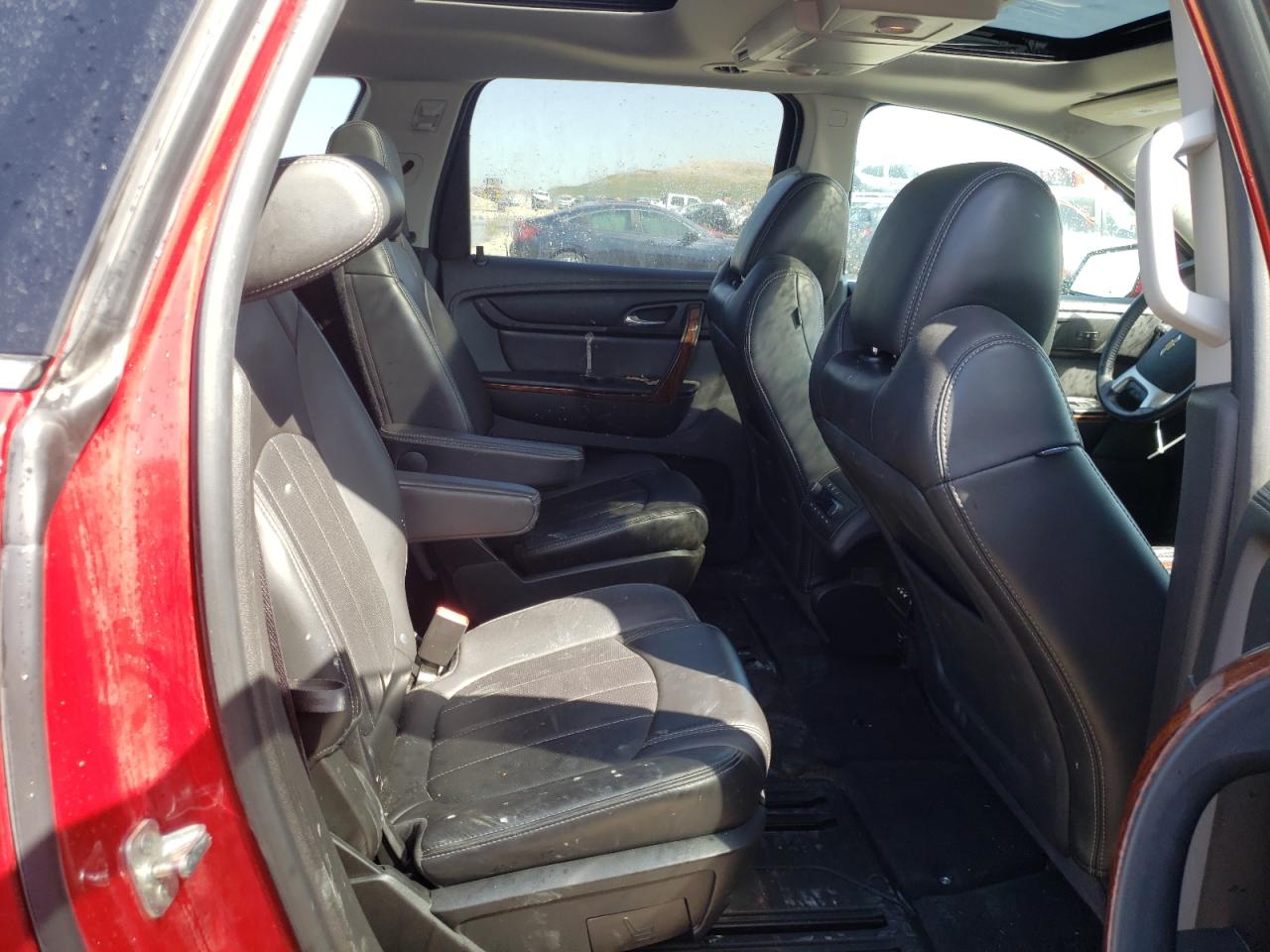 Photo 6 from auction – 2014 CHEVROLET TRAVERSE L with VIN 1GNKVJKD4EJ105553