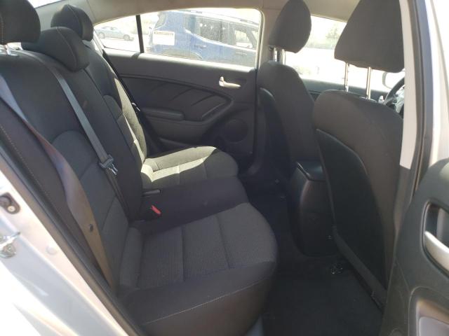 Photo 6 from auction – 2018 KIA FORTE LX with VIN 3KPFK4A7XJE277898