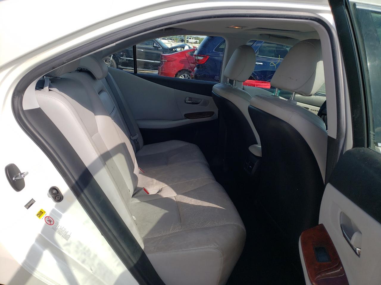 Photo 6 from auction – 2010 LEXUS HS 250H with VIN JTHBB1BA1A2023127
