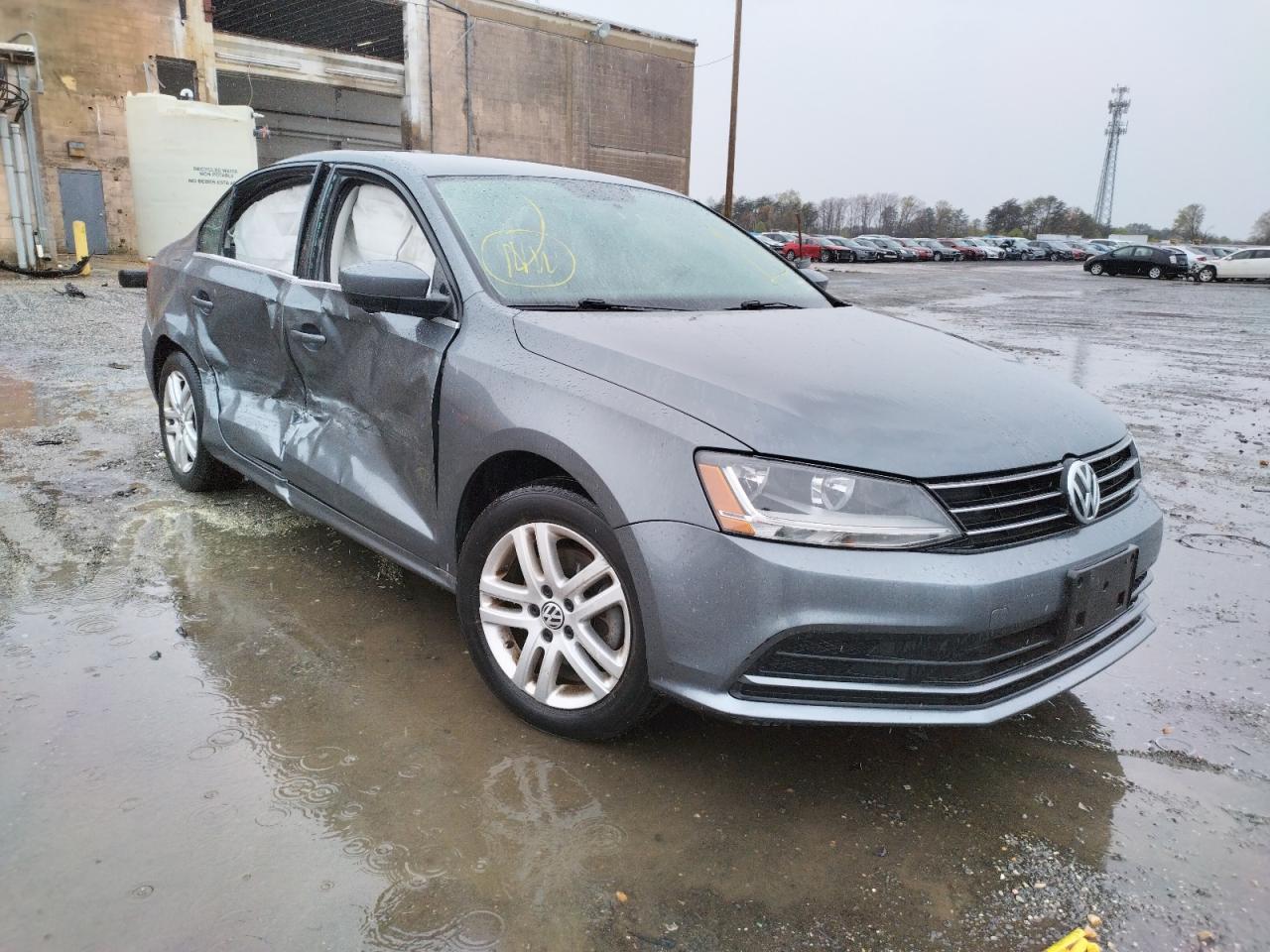 VOLKSWAGEN JETTA 2017 with VIN 3VW2B7AJ4HM272723 - Photo from auction